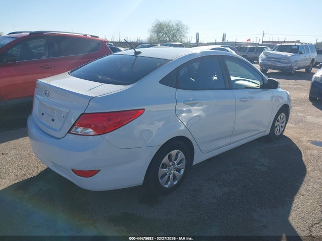 Hyundai ACCENT SE 2017 KMHCT4AE4HU377923 Image 4