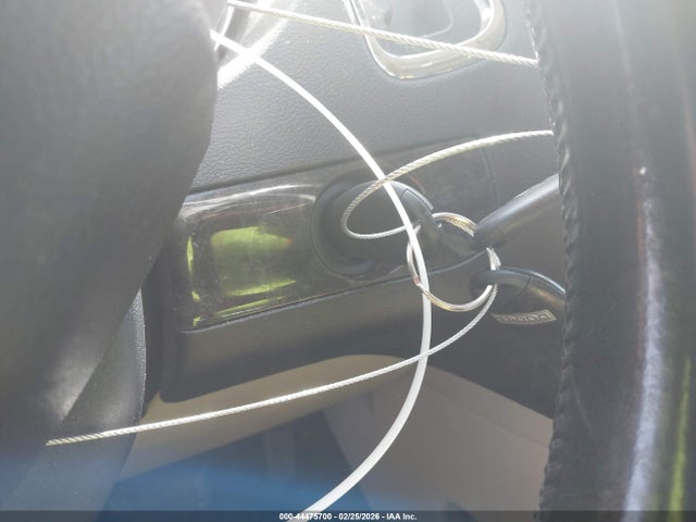 44475700 :رقم المزاد ، 2D4RN5DG0BR742231 vin ، 2011 Dodge Grand Caravan Crew مزاد بيع