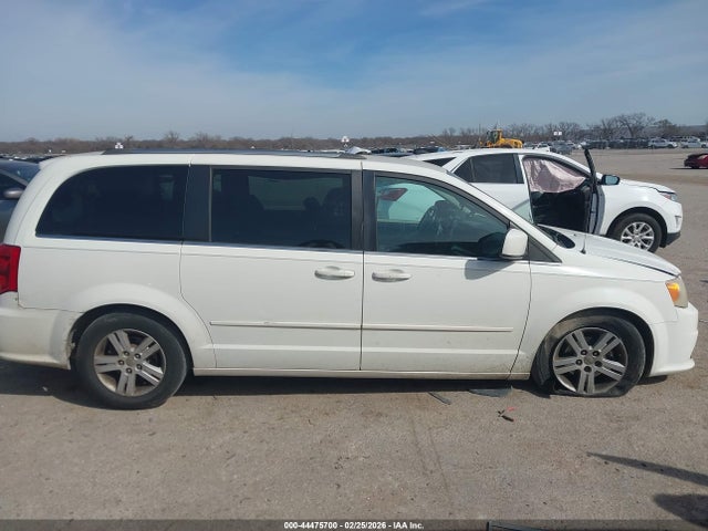 44475700 :رقم المزاد ، 2D4RN5DG0BR742231 vin ، 2011 Dodge Grand Caravan Crew مزاد بيع