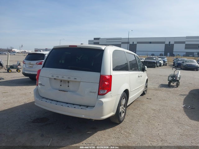 44475700 :رقم المزاد ، 2D4RN5DG0BR742231 vin ، 2011 Dodge Grand Caravan Crew مزاد بيع