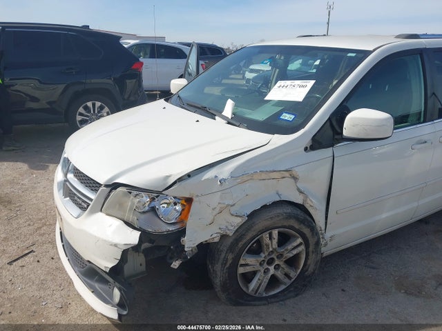 44475700 :رقم المزاد ، 2D4RN5DG0BR742231 vin ، 2011 Dodge Grand Caravan Crew مزاد بيع
