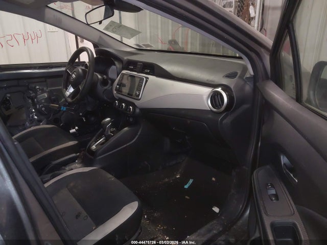 2021 Nissan Versa Sv Xtronic Cvt მანქანა იყიდება აუქციონზე, vin: 3N1CN8EV1ML885225, აუქციონის ნომერი: 44475726