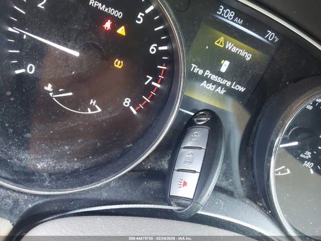 KNMAT2MTXFP505488 Nissan ROGUE SV