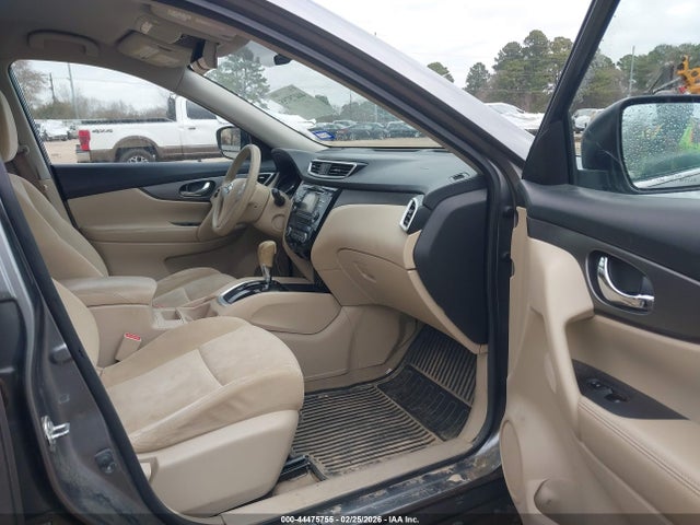 KNMAT2MTXFP505488 Nissan ROGUE SV