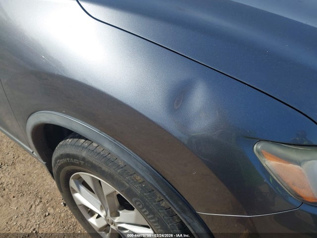 KNMAT2MTXFP505488 Nissan ROGUE SV