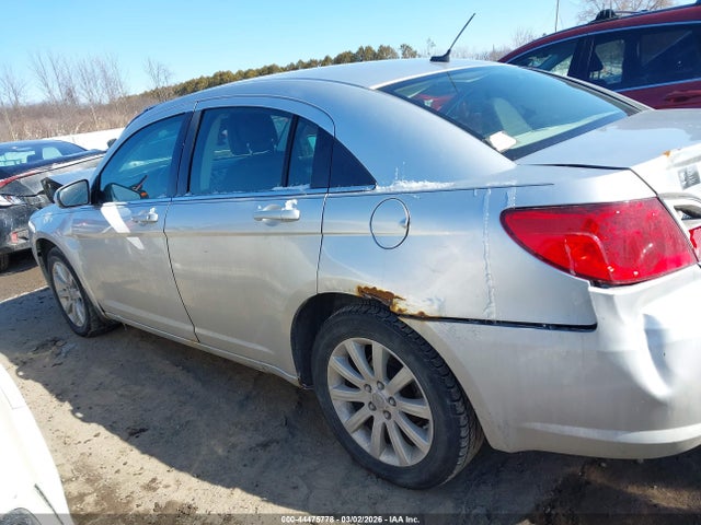 44475778 :رقم المزاد ، 1C3CC5FB2AN217424 vin ، 2010 Chrysler Sebring Limited مزاد بيع