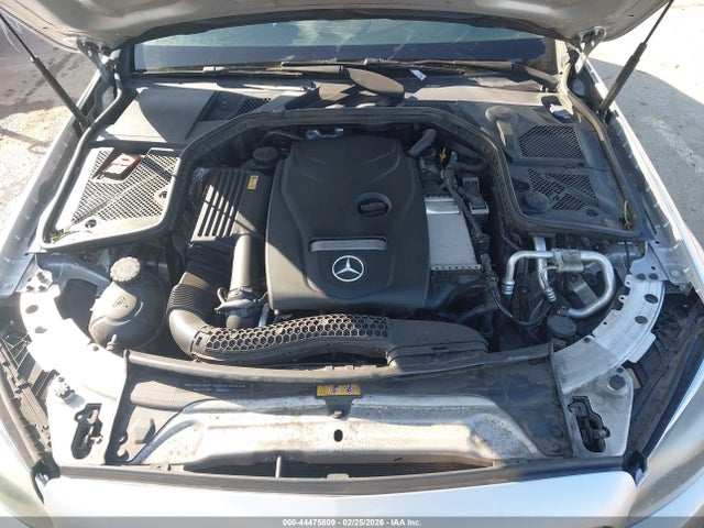 2015 Mercedes-benz C 300 მანქანა იყიდება აუქციონზე, vin: 55SWF4JB7FU087985, აუქციონის ნომერი: 44475809