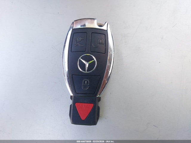 2015 Mercedes-benz C 300 მანქანა იყიდება აუქციონზე, vin: 55SWF4JB7FU087985, აუქციონის ნომერი: 44475809