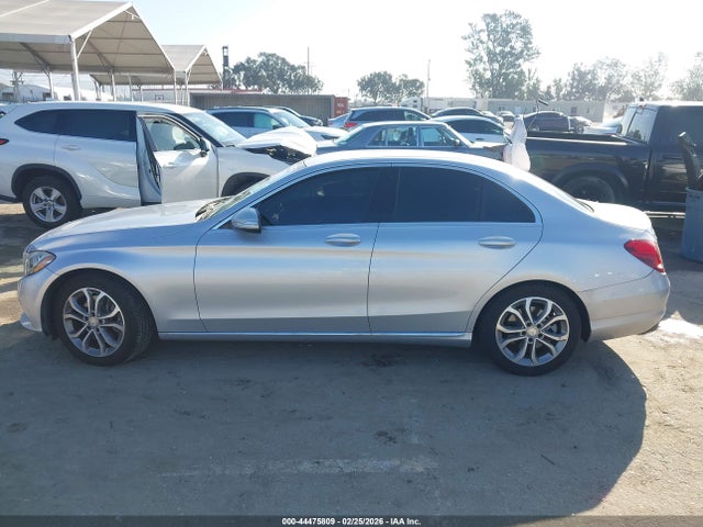 2015 Mercedes-benz C 300 მანქანა იყიდება აუქციონზე, vin: 55SWF4JB7FU087985, აუქციონის ნომერი: 44475809