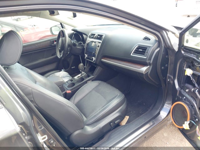 44475811 :رقم المزاد ، 4S4BSANC2K3233533 vin ، 2019 Subaru Outback 2.5i Limited مزاد بيع