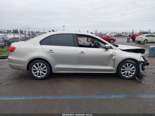 3VWD17AJ7EM262193 Volkswagen Jetta 1.8t Se