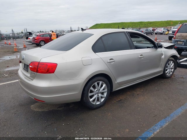 2014 VOLKSWAGEN JETTA 3VWD17AJ7EM262193 Photo 3