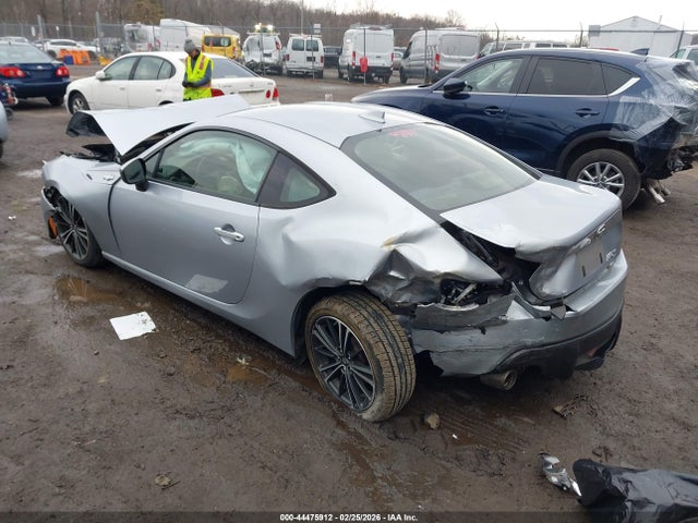 2015 SCION FR-S JF1ZNAA18F9705242 Photo 2