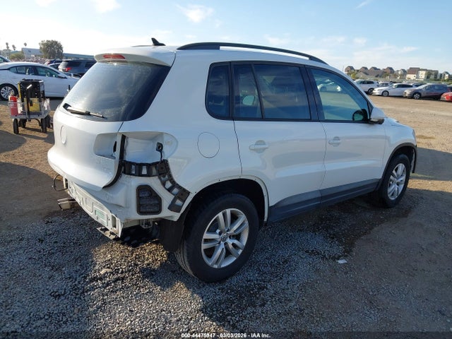 WVGAV7AX9FW614637 Volkswagen TIGUAN S