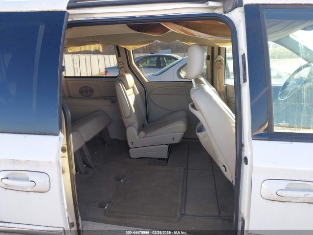 2006 Chrysler Town & Country Touring მანქანა იყიდება აუქციონზე, vin: 2A4GP54L46R657159, აუქციონის ნომერი: 44475956