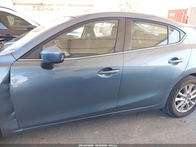 JM1BM1U71G1355015 Mazda Mazda3 I Sport