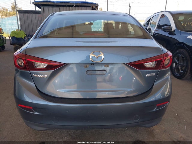 JM1BM1U71G1355015 Mazda Mazda3 I Sport