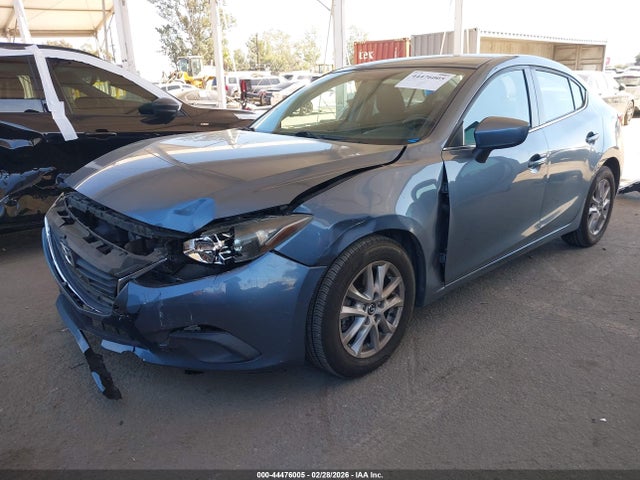 JM1BM1U71G1355015 Mazda Mazda3 I Sport