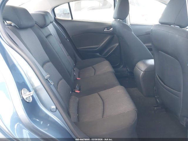 JM1BM1U71G1355015 Mazda Mazda3 I Sport