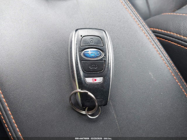 44476006 :رقم المزاد ، JF2GTHMC3M8338770 vin ، 2021 Subaru Crosstrek Limited مزاد بيع
