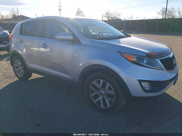 2016 KNDPBCAC3G7801526 main image