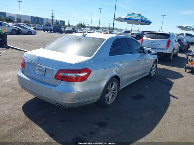 2011 MERCEDES-BENZ E 350 BLUETEC WDDHF2EB8BA332987 Photo 3