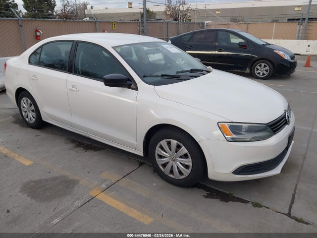 3VW2K7AJ4EM379881 auction archive image