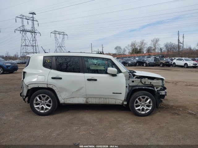 ZACCJABT4GPC54970 Jeep Renegade Latitude