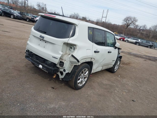 ZACCJABT4GPC54970 Jeep Renegade Latitude