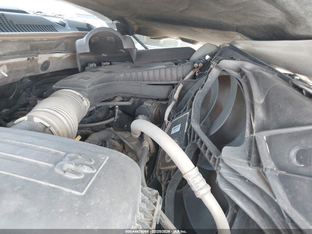 Продажа на аукционе авто 2022 Ram 1500 Classic Tradesman  4x4 5'7 Box, vin: 3C6RR7KG3NG375617, номер лота: 44476064