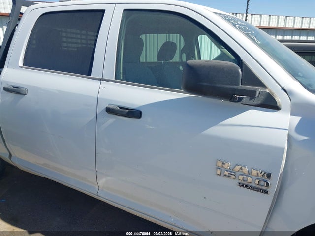 Продажа на аукционе авто 2022 Ram 1500 Classic Tradesman  4x4 5'7 Box, vin: 3C6RR7KG3NG375617, номер лота: 44476064