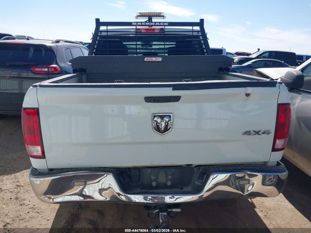 Продажа на аукционе авто 2022 Ram 1500 Classic Tradesman  4x4 5'7 Box, vin: 3C6RR7KG3NG375617, номер лота: 44476064