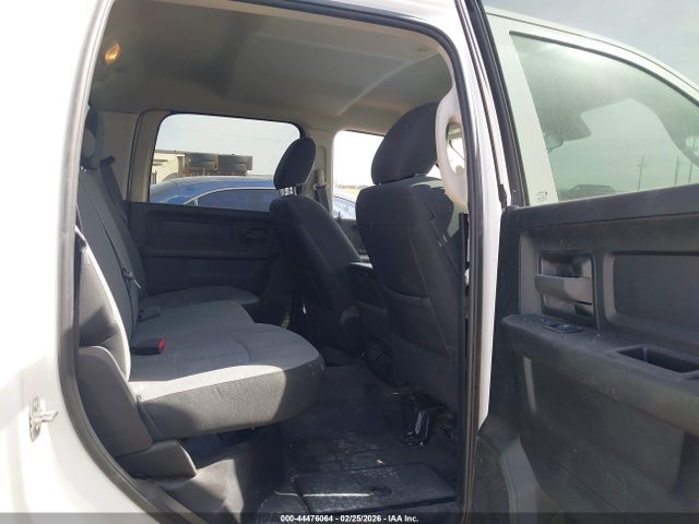 Продажа на аукционе авто 2022 Ram 1500 Classic Tradesman  4x4 5'7 Box, vin: 3C6RR7KG3NG375617, номер лота: 44476064