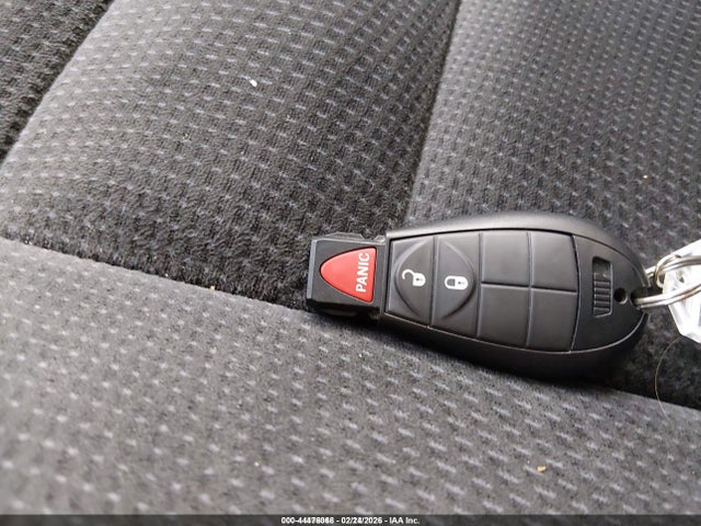 2C4RDGBG6HR765651 Dodge Grand Caravan Se