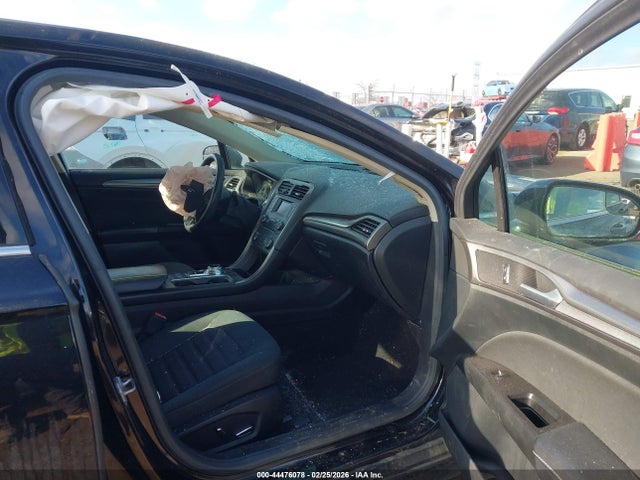 2017 FORD FUSION 3FA6P0H70HR185563 Photo 4