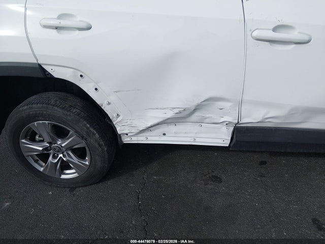 Toyota Rav4 Xle 2022 2T3W1RFV2NC197773 Image 19