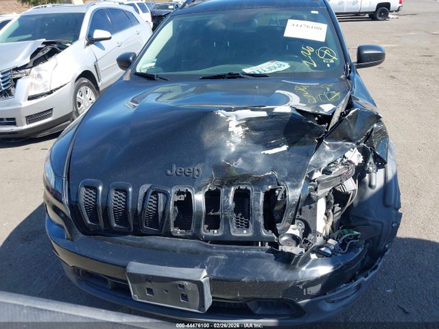 1C4PJLAB9HW573808 Jeep Cherokee Altitude Fwd