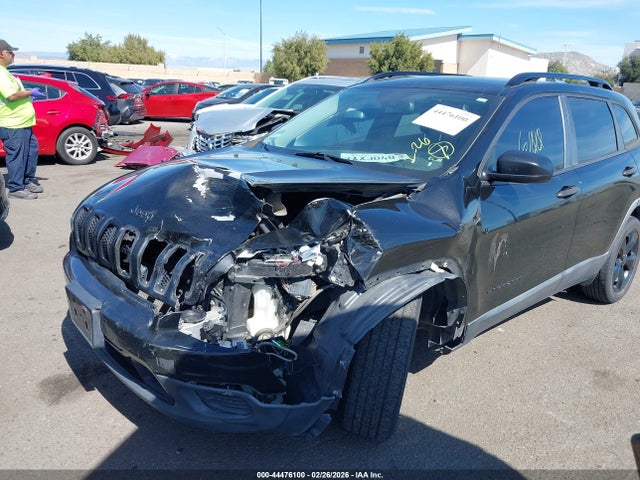 1C4PJLAB9HW573808 Jeep Cherokee Altitude Fwd