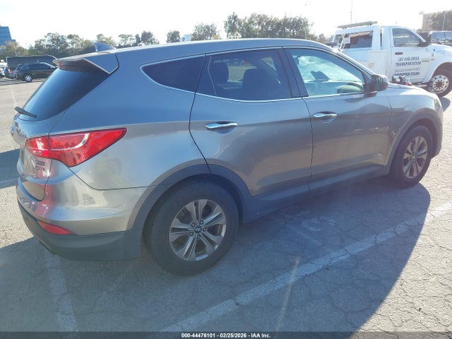 Продаж на аукціоні авто 2015 Hyundai Santa Fe Sport 2.4l, vin: 5XYZT3LB6FG304210, номер лоту: 44476101