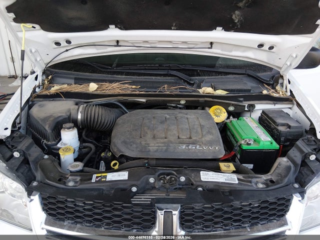 2C4RDGBG5HR772896 Dodge Grand Caravan Se