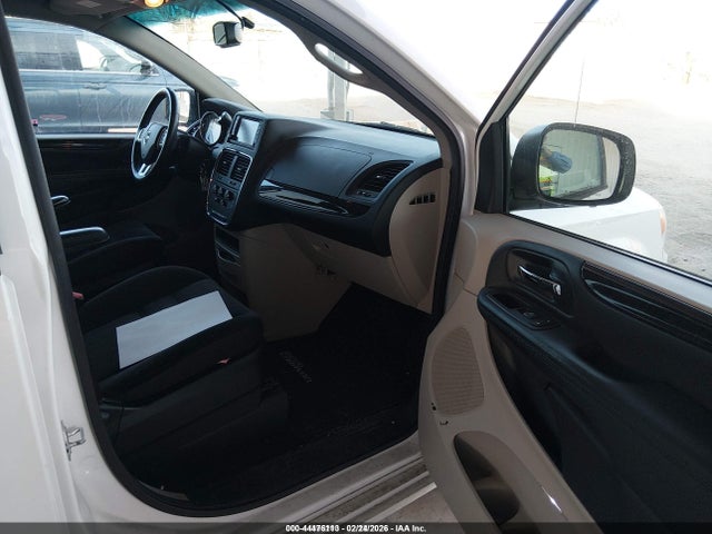 2C4RDGBG5HR772896 Dodge Grand Caravan Se