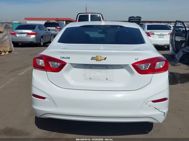 1G1BE5SM3H7226861 Chevrolet Cruze Lt Auto