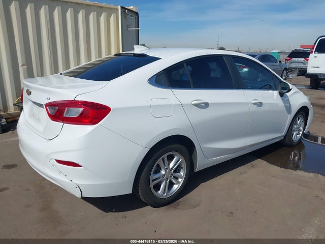 1G1BE5SM3H7226861 Chevrolet Cruze Lt Auto