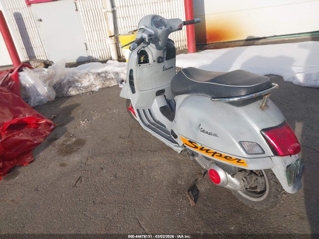 Vespa Gts 300 Super 2014 ZAPM459L8E5704357 Image 3