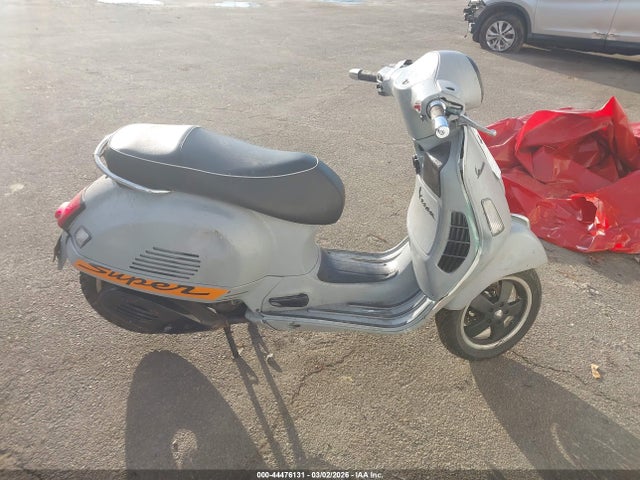 Vespa Gts 300 Super 2014 ZAPM459L8E5704357 Image 8