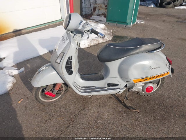 Vespa Gts 300 Super 2014 ZAPM459L8E5704357 Image 9