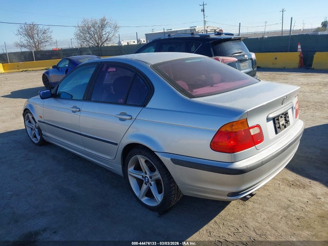 44476133 :رقم المزاد ، WBAAN37411NJ14171 vin ، 2001 Bmw 325i مزاد بيع