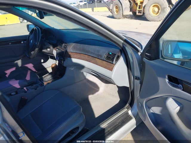 44476133 :رقم المزاد ، WBAAN37411NJ14171 vin ، 2001 Bmw 325i مزاد بيع