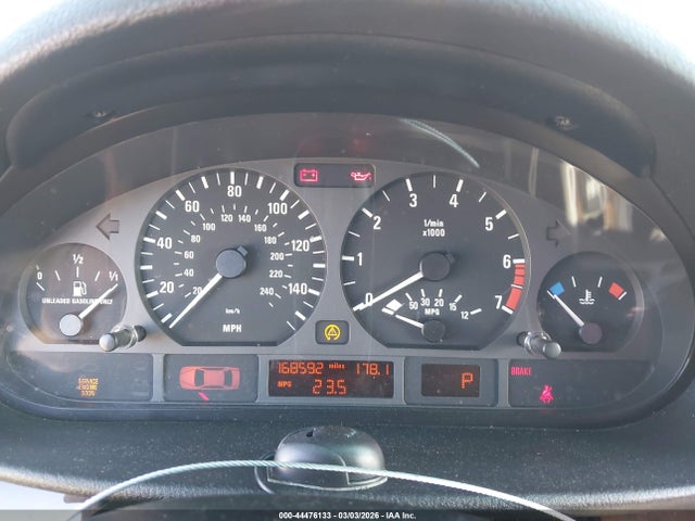 44476133 :رقم المزاد ، WBAAN37411NJ14171 vin ، 2001 Bmw 325i مزاد بيع