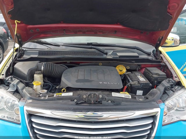 2014 Chrysler Town & Country Touring-l მანქანა იყიდება აუქციონზე, vin: 2C4RC1CG5ER238422, აუქციონის ნომერი: 44476152